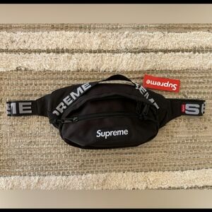 Supreme black fanny pack